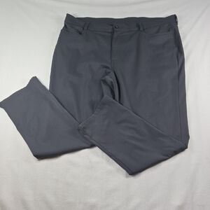 Vuori Aim Performance Dress Pants in Slate Gray